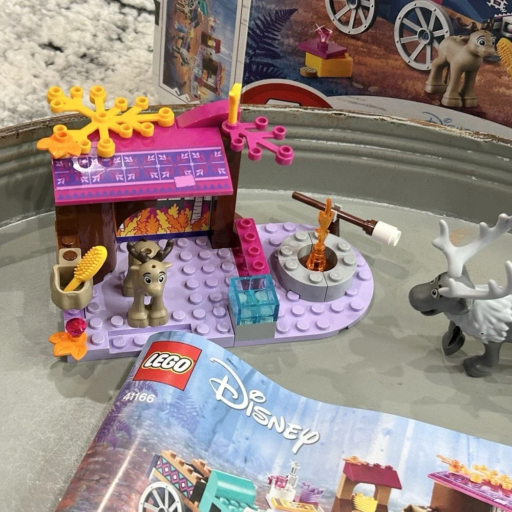 LEGO‎ Disney Frozen II Elsa's Wagon Adventure 41166 + Anna & Olaf - Complete